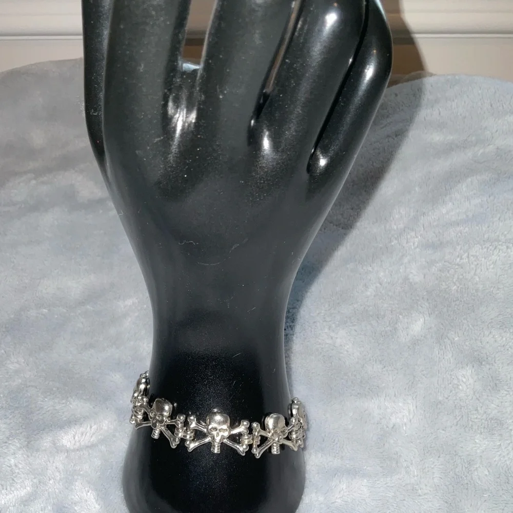 Skulls & Bones Pewter Bracelet